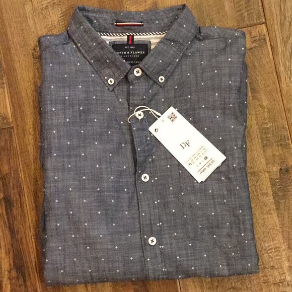 Denim & Flower Other - Denim & Flower slim fit button down. NWT